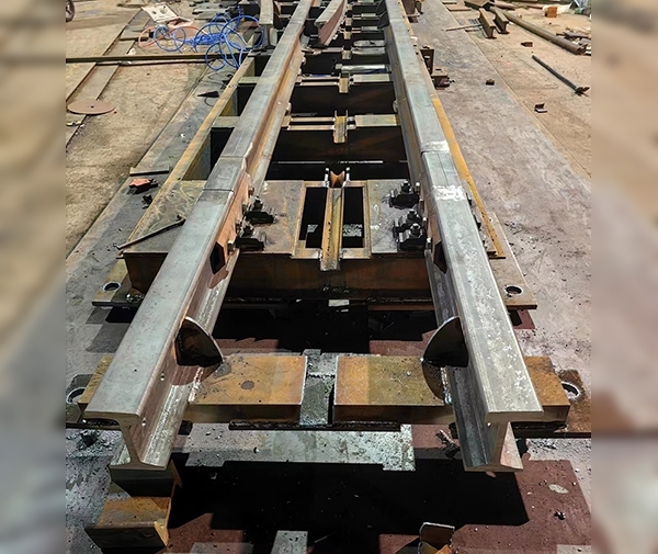 铁路道岔做好哪些养护工作可保障线路通行安全？